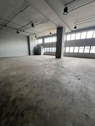 Carros Centre (D25), Factory #453150031